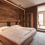Mohr Life Hotel 4*