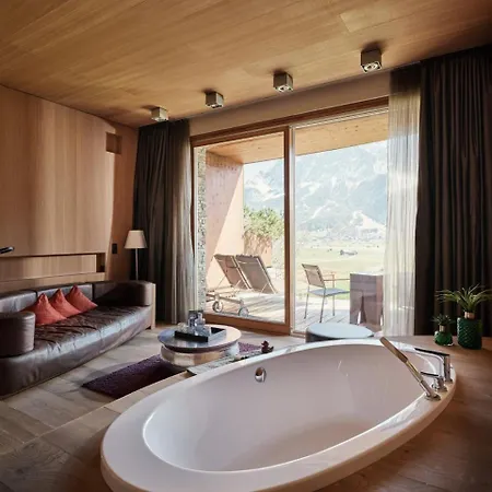 Hotel Mohr Life